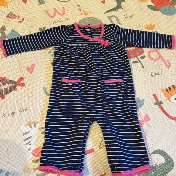 5 6 Month Footless Sleepers - Picture 9 of 12